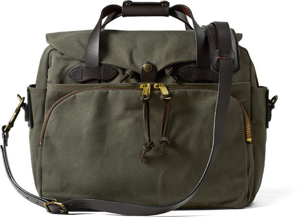 0515-style09 filson padded computer bag in otter green620px