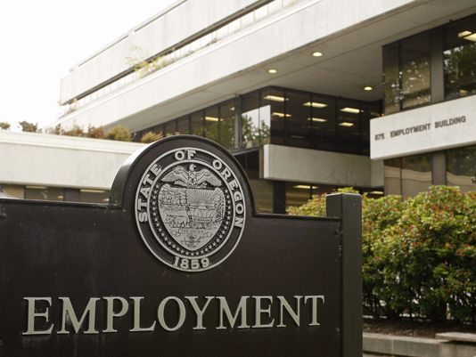 635857219126759397 SALBrd 10 11 2014 Statesman 1 A001 2014 10 10 IMG SAL1011 employment d 1 1 TU8PTI39 L499127355 IMG SAL1011 employment d 1 1 TU8PTI39